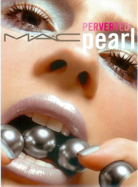 2000s Makeup Ads, 90s Makeup Ads, Makeup Campaign, Vintage Makeup Ads, Makeup Magazine, Mac Collection, Beauty Advertising, Makeup Ads, 90s Makeup