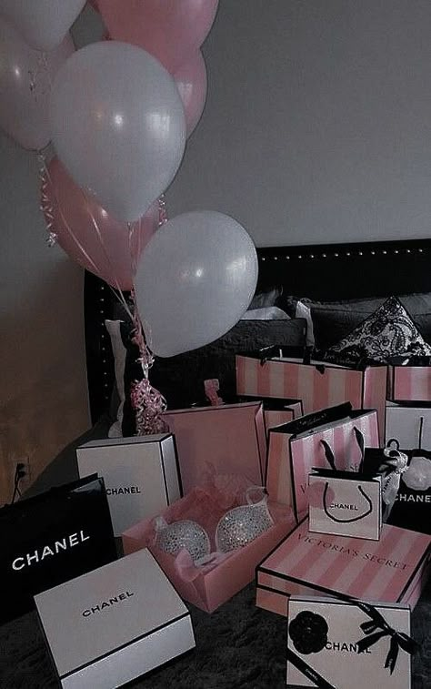 Paris Filter, Birthday Goals, Pink Girly Things, Glam Makeup, Rich Girl, 18th Birthday, 21st Birthday, Life Goals, My Birthday