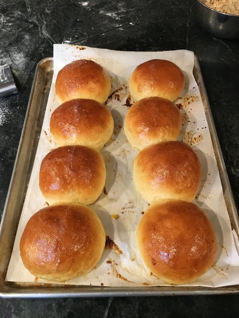 Yuzu Bread, Tangzhong Dinner Rolls, Tangzhong Bread Recipes, Tangzhong Rolls, Tangzhong Brioche, Asian Bread Recipes, Tangzhong Bread, Buns Recipe Easy, Hamburger Sauce