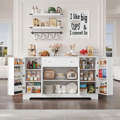 Dining room and kitchen combo