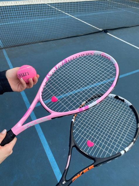 Tennis Girl Aesthetic, Aesthetic Tennis, Mode Tennis, Tennis Lifestyle, Tennis Pictures, Tennis Girl, Tennis Aesthetic, Tennis Life, Sports Aesthetic