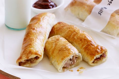 There's nothing better than homemade sausage rolls, and these can easily be made ahead and frozen. Chicken Sausage Rolls, Homemade Sausage Rolls, Sausage Rolls Recipe, Aussie Food, Best Sausage, Sausage Roll, Savoury Pies, Pie Maker, Weekly Recipes