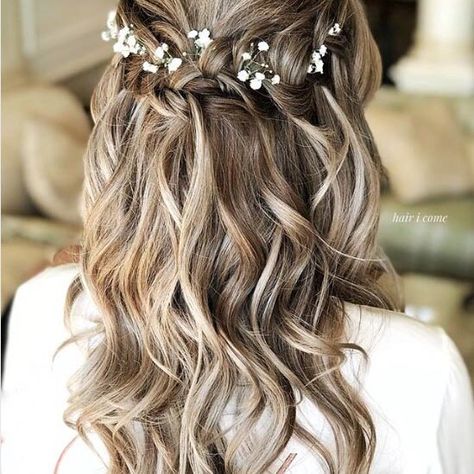 Hairstyles For Long Hair Homecoming, Gorgeous Wedding Hairstyles, Easy Wedding Guest Hairstyles, Make Up Bride, Kort Bob, Easy Wedding, Short Homecoming Hair, Simple Wedding Hairstyles, Homecoming Hairstyles Updos