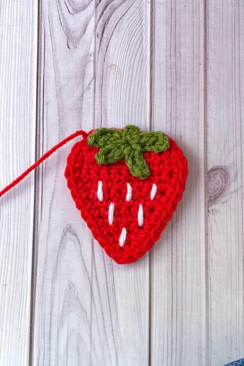 Crochet Strawberry Applique Pattern - thecaffeinatedsnail.com Flat Strawberry Crochet Pattern, Crochet Strawberry Patch, Crochet Flat Strawberry, Crochet Strawberry Applique Pattern Free, Flat Crochet Pattern, Strawberry Applique Pattern, Knitting Strawberry, Crochet Strawberry Pattern Free, Crochet Strawberry Applique