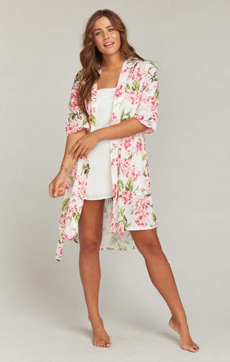 Show Me Your Mumu Brie Robe ~ Garden of Blooms Printed Robe, Floral Robes, Women's Robe, Bridal Robes, Floral Kimono, Floral Bridal, Show Me Your Mumu, Floral Print Shorts, Sleepwear Robe