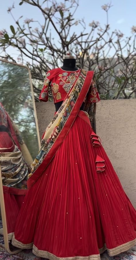 Red Rajasthani Lehenga, Lehengas From Sarees, Girls Sequin Dress Kids, Indian Gown Design, Ikkat Lehenga, Kalamkari Dresses, Simple Lehenga, Half Sarees, Wedding Lehenga Designs