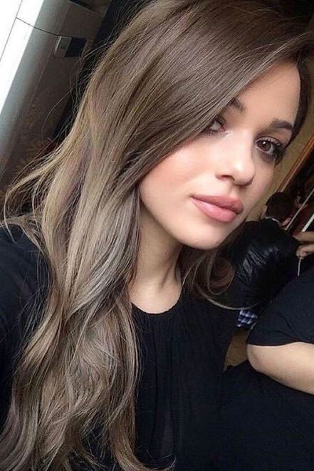 Mushroom Brown Hair Is Trending And It’s Prettier Than It Sounds - Southern Living #brownhairbalayage Blond Cenușiu, Rambut Brunette, Ash Brown Hair Color, Ash Brown Hair, Ash Hair Color, Beautiful Hair Color, Trendy Hair Color, Brown Blonde Hair, Hair Inspiration Color