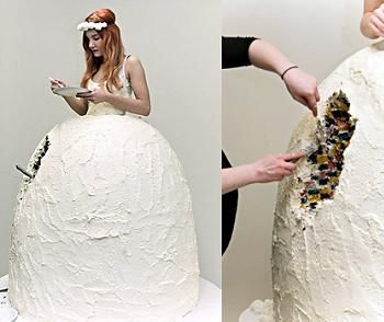 The ultimate stripper cake? Ugly Wedding Dress, Tacky Wedding, Unusual Wedding Dresses, Pineapple Wedding, Hello Kitty Dress, Purple Wedding Dress, Wedding Dress Cake, Unusual Weddings, Dress Cake