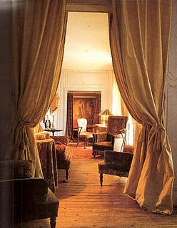 Portieres:  I love using draperies to frame a room entry. High Ceiling Curtains, Victorian Curtains, Curtain Divider, Paris Interiors, Isabelle Adjani, Wooden Floorboards, Doorway Curtain, Trendy Living Rooms, Paris Apartments