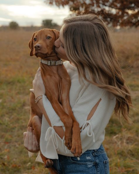 Haven + Jon + Sam ☺️ They came walking up to their mini session with this cutie pup— I knew they were bringing along their puppy but I had no idea it was a vizsla from the same breeder we got our pup from! We immediately bonded over Sam’s cuteness and I immediately wanted another little vizsla🥹 We had the best time trying to wrangle his crazy energy for a few nice photos (which really means Haven + Jon holding him tightly as I made the goofiest noises just to get him to look 😂) Poses With Puppy, Nice Photos, Visit California, Mini Session, Dog Pictures, Cool Photos, That Look, Walking, Puppies