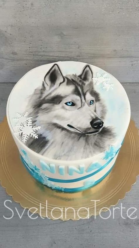 fondant Birthday cake Handpainted Husky Cake Ideas, Husky Birthday Cake, Husky Cake, Wolf Cake Birthdays, Wolf Cake Ideas, Wolf Theme Cake, Great Wolf Lodge Birthday Cake, Wolf Birthday Cake, Wolf Cake Topper