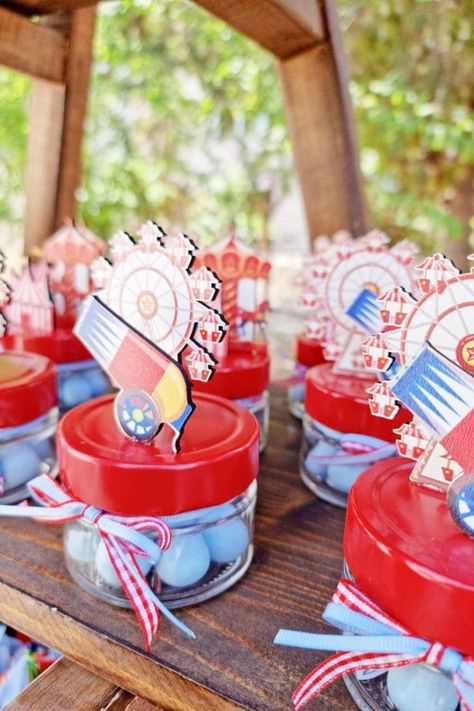 Check out this fun circus baby shower! The candy is so sweet!! See more party ideas and share yours at CatchMyParty.com Clown Gender, Carnival Party Foods, Gifts For Baby Shower, Circus Cakes, Baby Gift Bag, Girl Birthday Party Favors, Circus Carnival Party, Baby Naming, Boy Party Favors