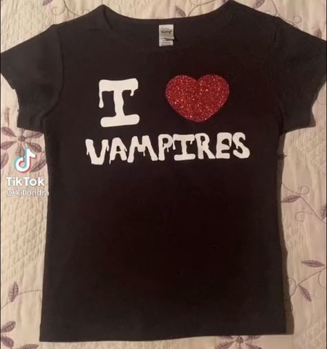 Y2k Emo Shirts, Scene Emo Clothes, Y2k Mall Goth Outfits, Emo Clothes 2000s, Scene Outfits 2000s, Scene Shirts, I Love Vampires, Y2k Emo Aesthetic, Goth Mcbling