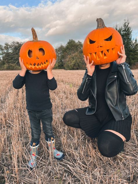 Spooky Mom And Son Photoshoot, Pumpkin Head Photoshoot Mom And Daughter, Sibling Halloween Pictures, Mommy And Me Pumpkin Head, Mom And Son Pumpkin Head Pictures, Mother Son Spooky Photoshoot, Pumpkin Head Photoshoot Mom And Son, Mom And Son Pumpkin Patch Pictures, Mom And Son Halloween Photoshoot