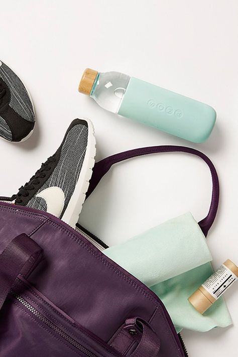 Gorgeous Water Bottles For Every Sport, Class, and Gym Activity Fitness Water Bottle, Water Bottle Photography Ideas, Sport Product Photography, Gym Product Photography, Fitness Product Photography, Water Bottle Photography, Foldable Water Bottle, Stylish Water Bottles, Bottle Designs