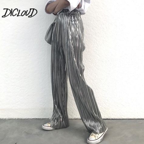 Wedding Jeans, Suit Boots, Summer Wide Leg Pants, Party Hijab, Streetstyle Winter, Corduroy Pants Men, Sparkle Outfit, Silver Pants, Outfit Boho