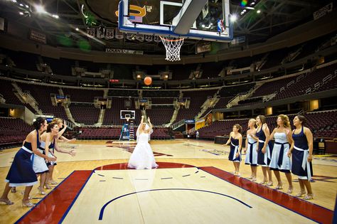 Basketball Court Wedding! #Future Basketball Engagement Photos, Basketball Wedding, Sports Themed Wedding, Ohio Photography, Court Wedding, Sports Wedding, Photography Day, Wedding Court, Wedding Pic