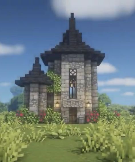 Minecraft Houses Tower, Enchantment House Minecraft, Minecraft Enchantment House, Enchanted Tower Minecraft, Hella Studious, Minecraft Wizard House, Minecraft Enchantment Room Ideas, Enchanting Tower Minecraft, Minecraft Wizard Tower Interior