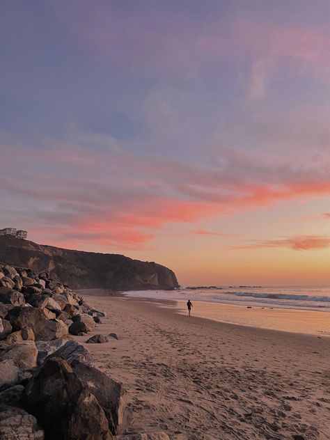 Cal State Long Beach Aesthetic, Laguna Beach California Aesthetic, California Laguna Beach, Pacific Beach San Diego, Dana Point California, Santa Monica Beach Sunset, Beach Inspo, Dana Point, Engagement Ideas