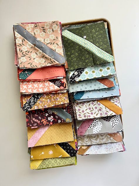 Gigi's Thimble: Lattice Quilt Lattice Quilt Pattern Free, Lattice Quilt Pattern, Lattice Quilt, Glass Castle, Block Layout, Fun Quilt, Quilt Retreat, Earth Tone Color, Quilt Sewing Patterns