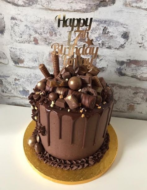 70th Birthday Cake Chocolate, Chocolate 18th Birthday Cake Ideas, 21st Chocolate Birthday Cake, Chocolate Bar Cake Ideas, Chocolate 18th Birthday Cake, Loaded Chocolate Cake, 40th Chocolate Birthday Cake, Chocolate Birthday Cake Decoration Ideas, Cake With Chocolates On Top