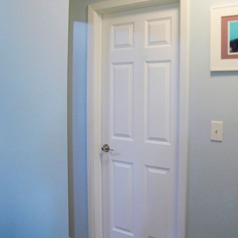 How to Replace an Interior Door Replacing Interior Doors, Diy Interior Doors, Wood Exterior, Hollow Core Doors, Wood Repair, Pantry Doors, Wooden Doors Interior, Rustic Barn Door, Family Handyman