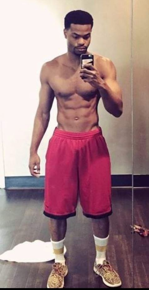 King Bach, Swag Men, Big Guys, Black Man, Shirtless Men, Muscle Fitness, Men Fits, Fashion Collection, Black Men