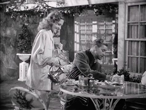 (via Coffee coffee and more coffee: Coffee Break) Jean Arthur and Ronald Colman in Talk of the Town (George Stevens - 1942) Ma And Pa Kettle, Lamb To The Slaughter, 40 Book Challenge, Alfred Hitchcock Presents, Tales Of The Unexpected, Batman Tv Show, Jean Arthur, Ronald Colman, Howard Hawks