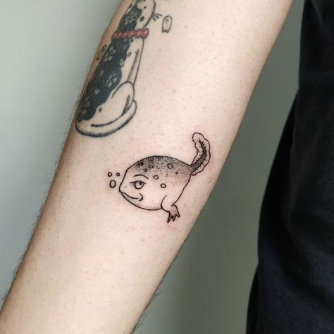 Tadpole Tattoo, Persona, Tattoos