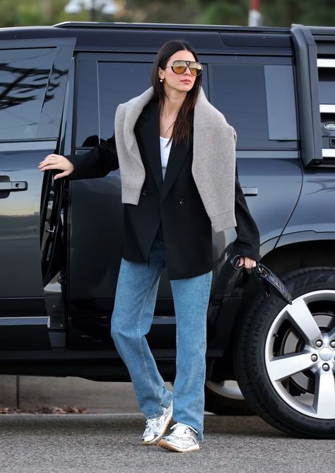 Look Gatsby, Stile Kendall Jenner, J Crew Outfits, Berlin Street, Kendall Jenner Street Style, Fashion Week Trends, Kendall Style, Outfit Formulas, Kendall Jenner Outfits