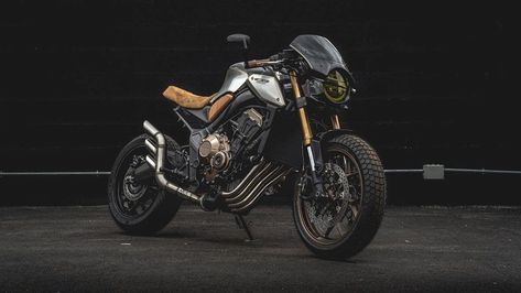 Honda Garage Dreams Custom unveils 36 Custom CB 650 R’s in bike competition - Adrenaline Culture of Speed Honda Garage, Yamaha Bikes, Ducati Panigale, Tesla S, Custom Bike, Bike Reviews, Indian Motorcycle, Honda Cb, Motorcycle Gear