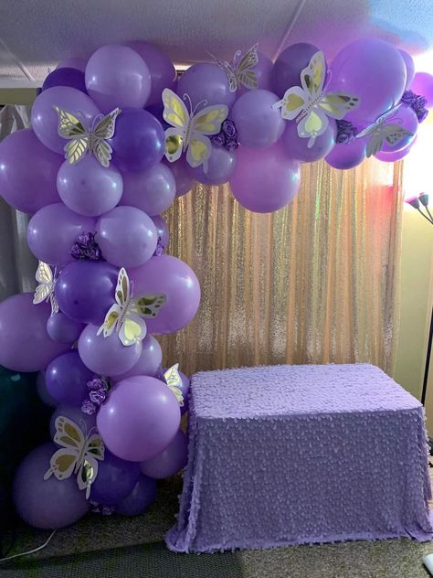 Butterfly Balloons Decorations, Purple Butterfly Party Decorations, Purple Butterfly Theme Party, Purple Butterfly Birthday Theme, Purple Themed Birthday Party, Balloons Purple, Carpet Ideas 2023, Butterfly Birthday Party Decorations, Butterfly Themed Birthday Party