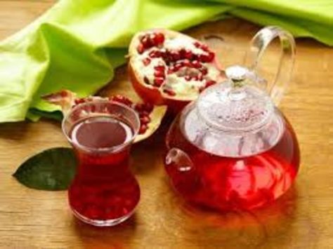 Pomegranate Tea Benefits, Pomegranate Peel Powder, Pomegranate Tea, Pomegranate Peel, Ceylon Tea, Tea Benefits, Food Science, Pomegranate Juice, Pomegranate Seeds