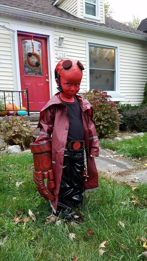 Hellboy  Cosplayer: Killian Hellboy Costume, Hellboy Cosplay, Amazing Cosplay, Collage, Pins