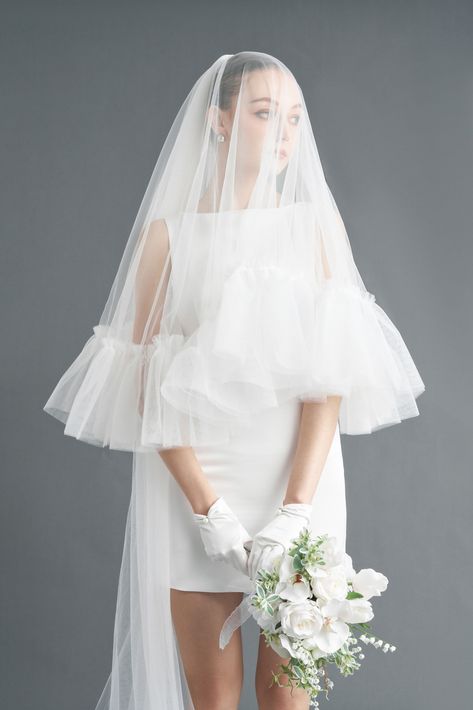 Wedding Veil In Front Of Face, Two Tiered Veil, Veil Pattern, Chiffon Veil, Veil Fashion, Wedding Veil Long, Wedding Rehearsal Dress, Wedding Veil Cathedral, Long Wedding Veil