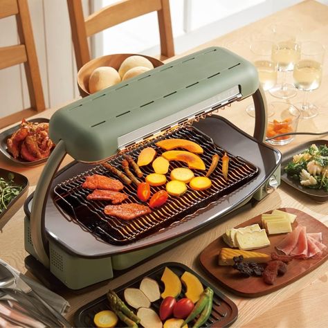 Grill to perfection with our Effortless Indoor Electric Grill! 🍗🔥 Enjoy smokeless BBQ anytime, thanks to its non-stick surface and adjustable temperature control. Perfect for healthy, delicious meals at home. Electric Bbq Grill, Indoor Electric Grill, Bbq Stove, Grill Stand, Flat Pan, Meals At Home, Indoor Grill, Cooking Temperatures, Electric Grill