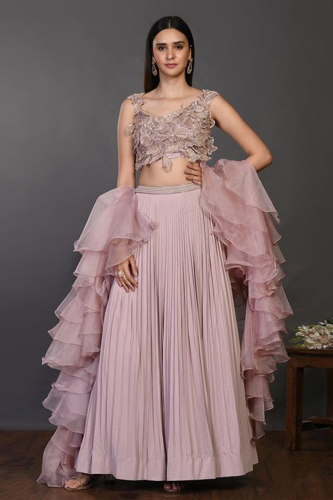 Frill Dupatta Designs, Organza Cutwork, Peplum Lehenga, Pleated Lehenga, Ruffle Dupatta, Embroidered Lehenga, Stylish Blouse Design, Indian Fashion Designers, Designer Gowns