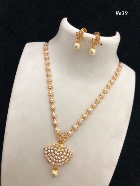 Simple pearl necklace indian