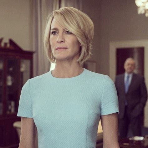 24 Likes, 1 Comments - Vageli Skourtis (@vageli25) on Instagram: “Okay... ready for next season! All done with Season 5. #houseofcards #claireunderwood…” Robin Wright Haircut, Short Wavy Hair Styles, Robin Wright Hair, Wavy Hair Styles, Claire Underwood, Short Shag Hairstyles, Robin Wright, Bob Cuts, Short Shag