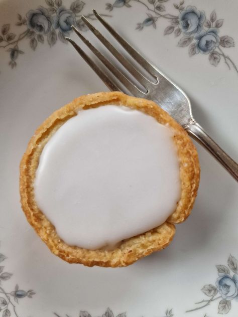 Mazariner (Swedish Almond Tarts), an Historic Treat Swedish Almond Tart, Almond Tarts, Swedish Fika, Almond Tart, Tart Filling, Almond Paste, Scandinavia, Tart, Sweet Tooth