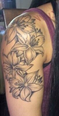 Lilly Flower Tattoo Designs Shoulder, Shoulder Flower Tattoos For Women Black, Lilly Shoulder Tattoos For Women, Lily Shoulder Tattoos For Women, Lily Flower Tattoos Shoulder, Lily Shoulder Tattoo, Lily Tattoos For Women, Lily Tattoo Sleeve, Tiger Lily Tattoo