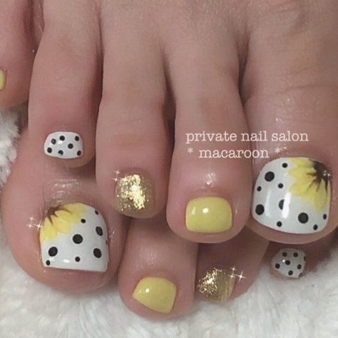 Summer Nails Designs 2023, Nails Colors Spring, Nails Pointy, Spring Nail Art Ideas, 2023 Spring Nails, Best Summer Nails, Summer Nails Designs, Pedicure Designs Toenails, Gel Toe Nails