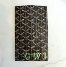 Goyard passport wallet... with your initials on it! sooo major! Goyard Passport Holder, Cheap Ray Bans, Goyard Bag, Ray Ban Outlet, Holy Cow, Passport Wallet, Passport Holder, I Got This, Travel Essentials