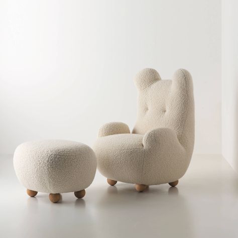 Pierre Yovanovitch, Footstool Coffee Table, Bear Fabric, Bear Shape, Upholstered Ottoman, Upholstered Arm Chair, Mama Bear, Engineered Hardwood, 인테리어 디자인