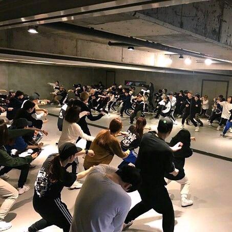 Dance Class Photos, Dance Class Aesthetic, 1 Million Dance Studio, Dance Studio Aesthetic, Dance Aesthetic Hip Hop, Aesthetic Hip Hop, Hip Hop Dance Classes, 1million Dance Studio, Dance Audition