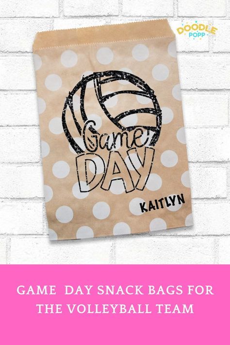 Add these fun volleyball snack game day routine. These treat bags make the perfect goodie bag to boost team spirit and motivate players to do their best on court. Personalize with Player Name or Team Name. Football Team Snacks, Volleyball Snacks, Volleyball Team Gifts, Team Snacks, Recognition Gifts, Canvas Makeup Bag, Game Snacks, Custom Pencils, Small Journal