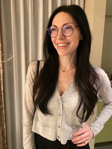 Laura Pepron, Alex And Piper, Alex Vause, Laura Prepon, Middle Aged Women, My Kind Of Woman, Orange Is The New Black, Ravenclaw, Celebrity Crush