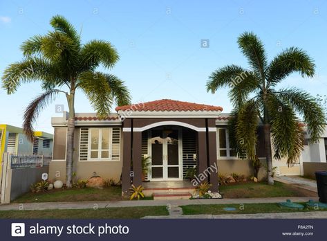 Urbanizacion La Fe'. Middle class house in the town of Juana Diaz, Puerto Rico. US territory. Caribbean Island. Stock Photo Puerto Rico House Colors, Puerto Rico Homes Exterior, Puerto Rico Houses Exterior, Puerto Rico House Design, Houses In Puerto Rico, Middle Class House, Grandma House, Caribbean Homes, Houses Ideas