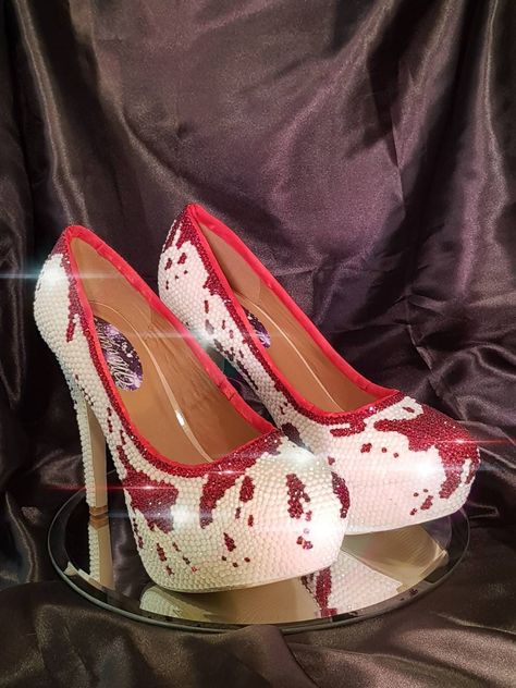 Being a zombie nurse this Halloween? Or are you into cosplay?....I think these blood splatter heels are perfect, suitably gorey but still glamorous.  Drawn and coloured free hand with permanent ink then completely covered with a minimum of 16000 individually placed crystals (this amount goes up as the shoes get up to the largest sizes). Customisable colours on request- how about glow in the dark splatters on black shoes?! Also available on other shoe styles and heel heights. Beautifully presente Zombie Nurse, Rainbow Heels, Nurse Shoes, Womens Costume, Night Nurse, Blood Splatter, Shoes Elegant, Dr Shoes, Costume Shoes