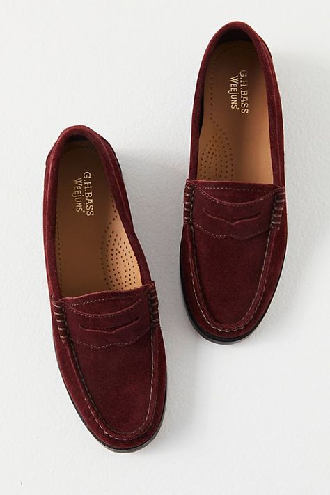 G.H. Bass Whitney Loafer Sperry Loafers, Shoes Boots Heels, Heels Sneakers, Platform Loafers, Boots Heels, Free People Shoes, Menswear Inspired, Suede Loafers, Fall Shoes